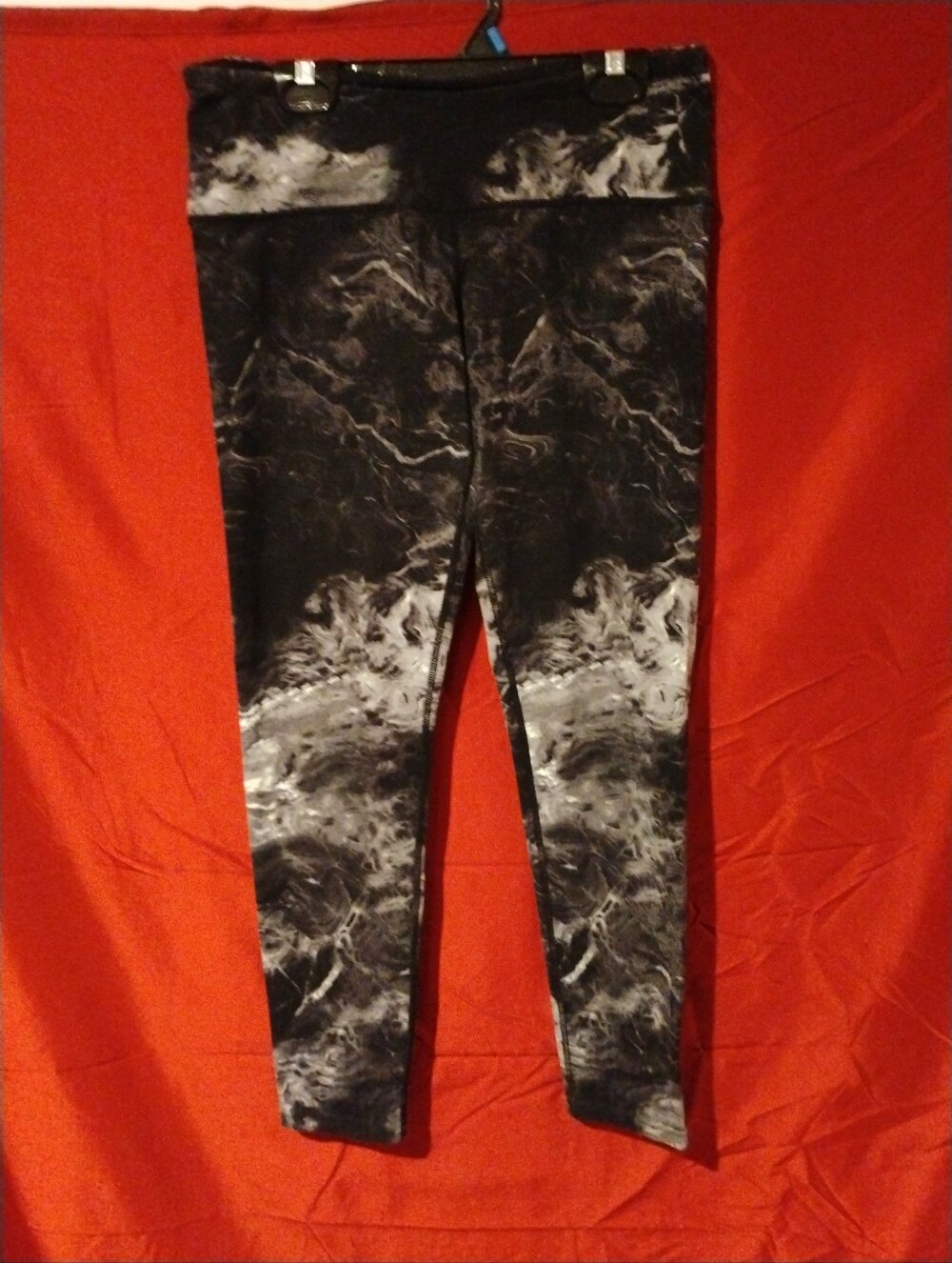 Tuff Athletics Black White Marble Space Dye Leggings - S